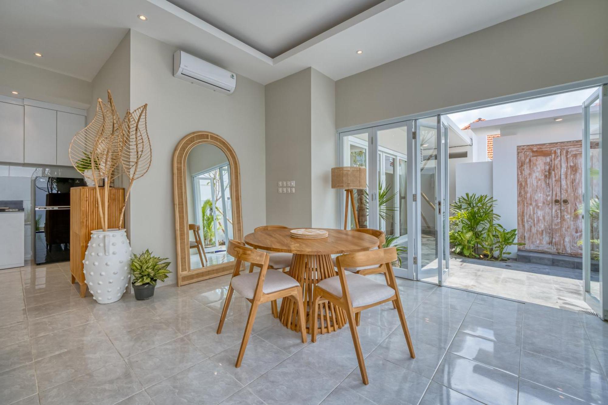 The Eclipse - The Luxurious 2br Private Pool Getaway Villa