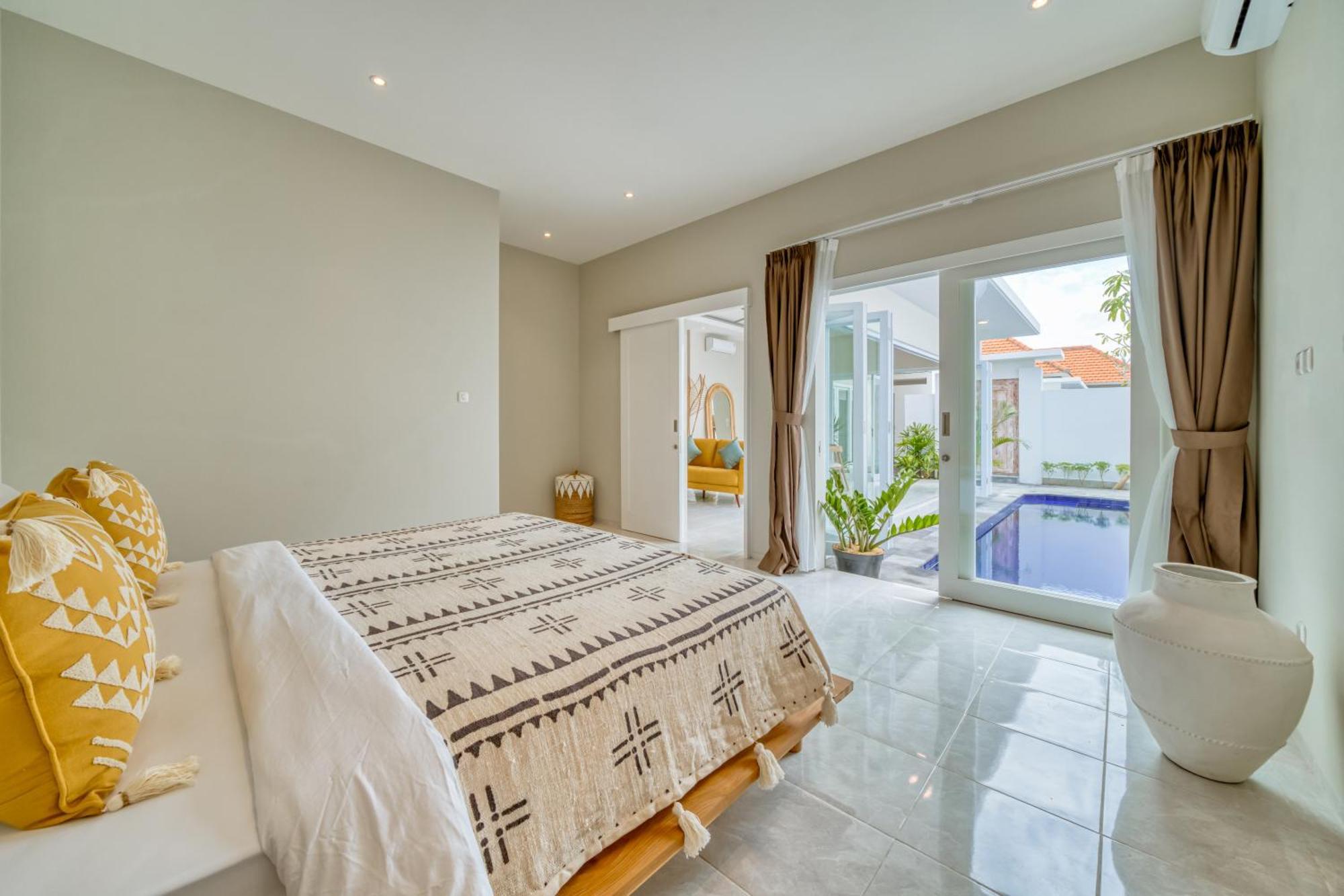 The Eclipse - The Luxurious 2br Private Pool Getaway Villa Canggu (Bali)