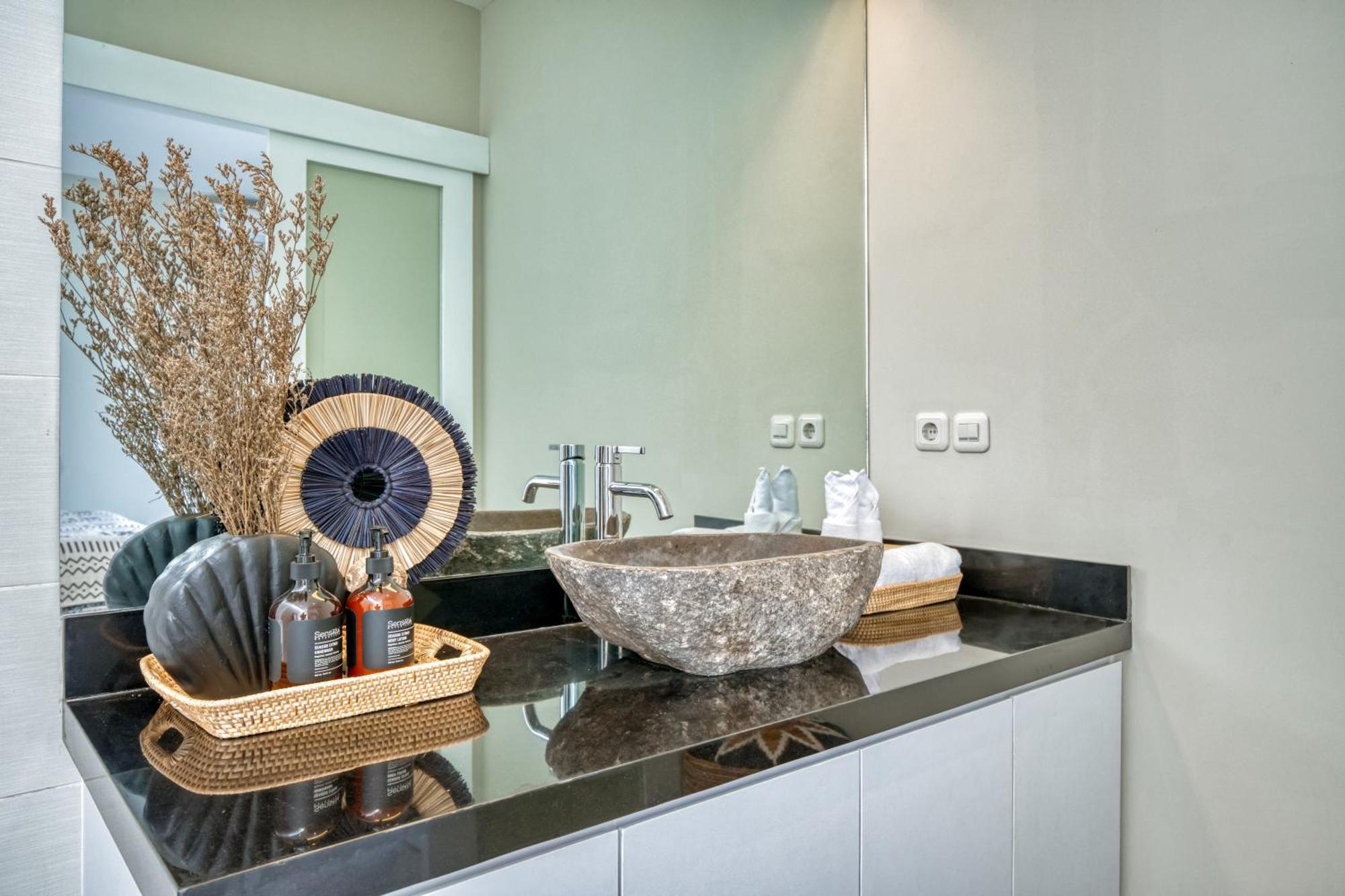 The Eclipse - The Luxurious 2br Private Pool Getaway *