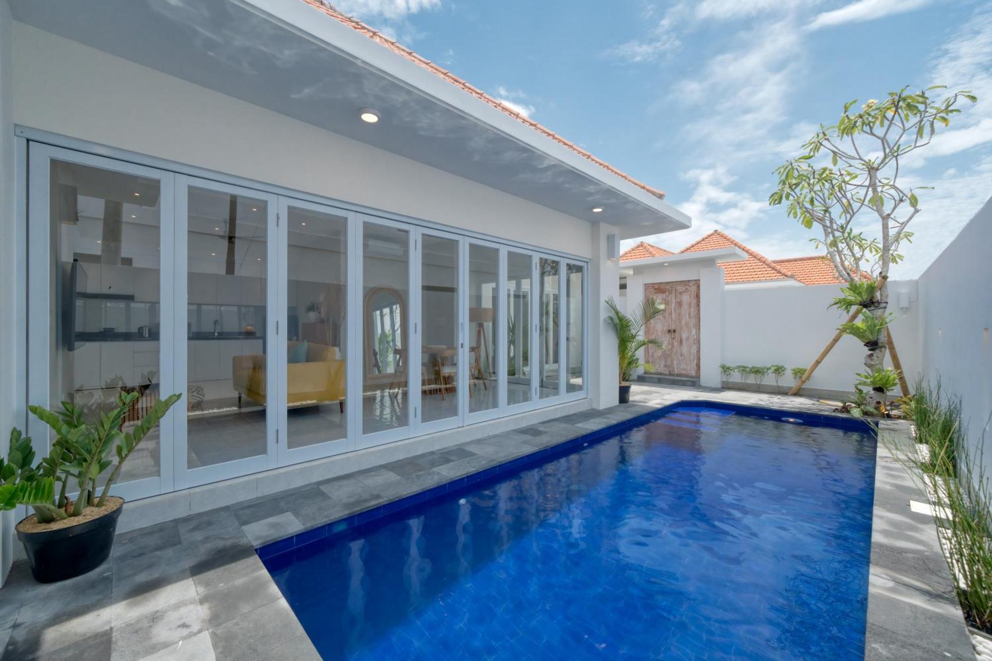 The Eclipse - The Luxurious 2br Private Pool Getaway