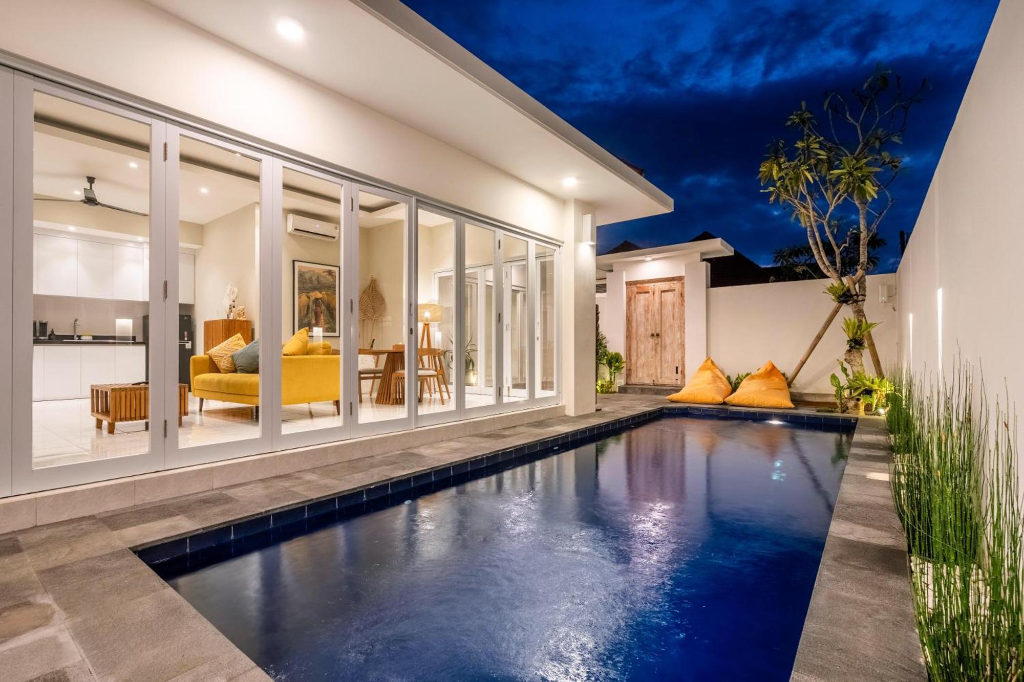 The Eclipse - The Luxurious 2br Private Pool Getaway *