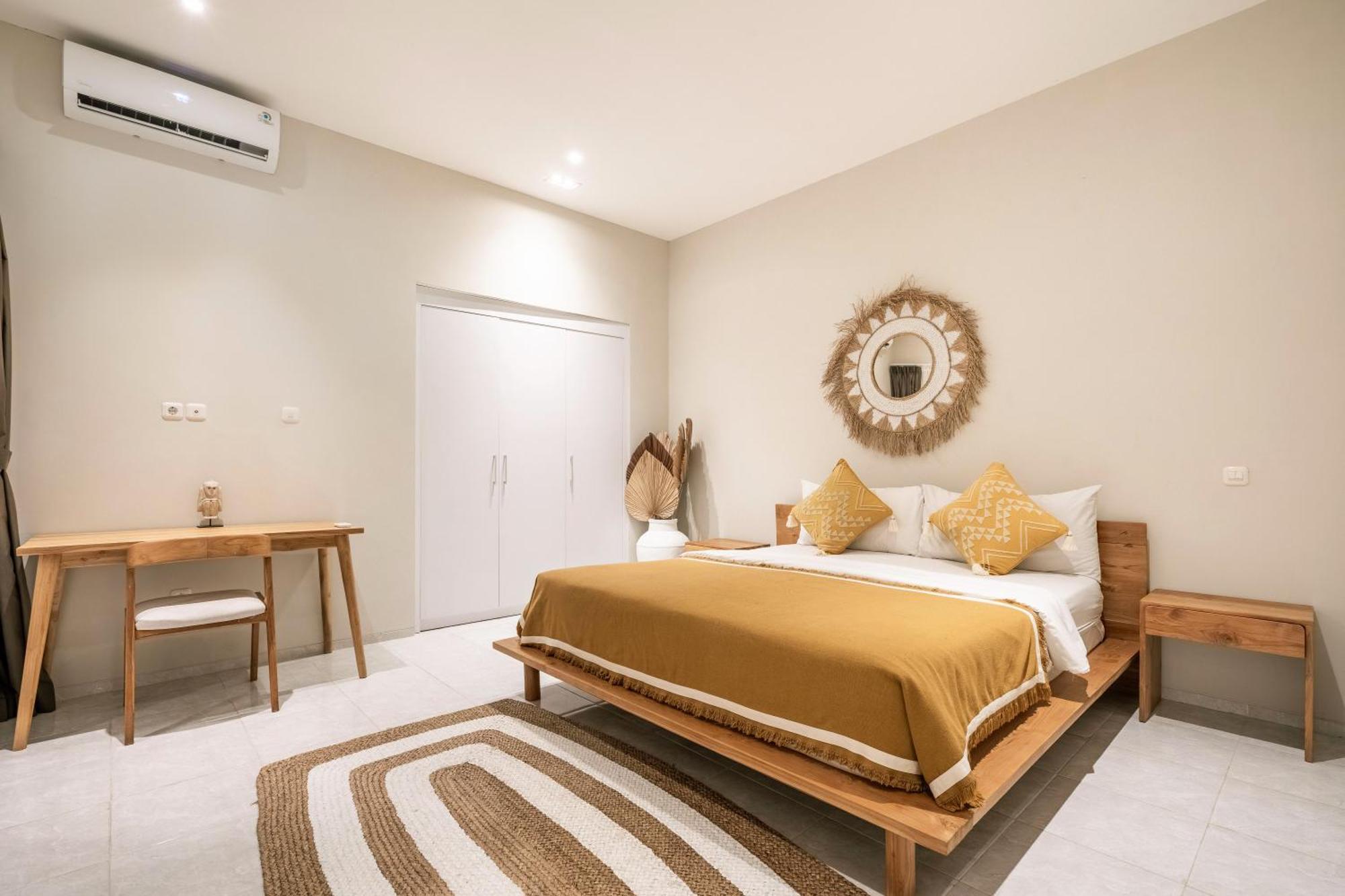 Villa The Eclipse - The Luxurious 2br Private Pool Getaway Canggu