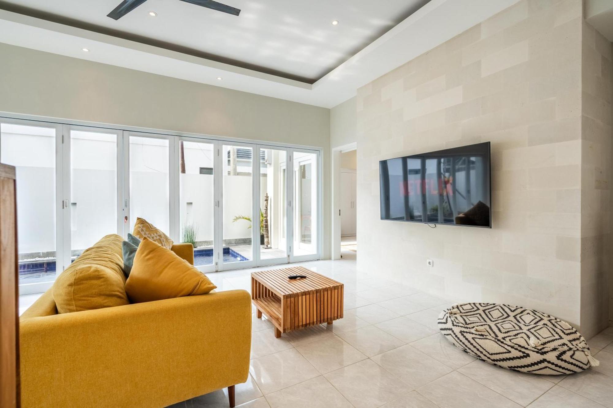 The Eclipse - The Luxurious 2br Private Pool Getaway *