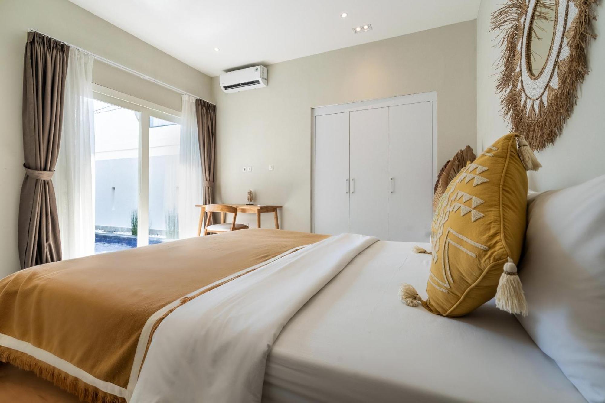 The Eclipse - The Luxurious 2br Private Pool Getaway Villa Canggu (Bali)