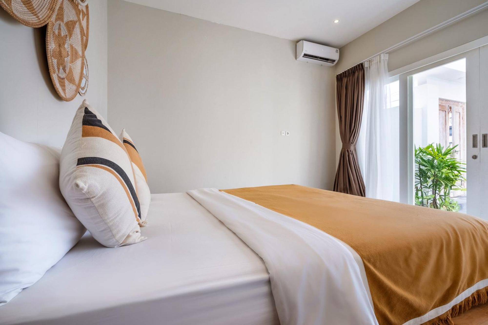 The Eclipse - The Luxurious 2br Private Pool Getaway Villa Canggu (Bali)